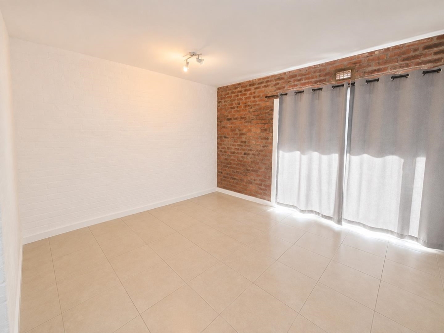 1 Bedroom Property for Sale in Brooklyn Western Cape
